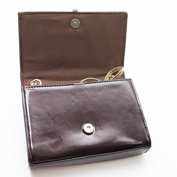 Big Buddha Lila Purse Quilted Patent Crossbody Bag Gold Tassel Chain Strap Brown - Picture 9 of 9